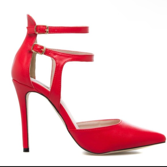 Red double strap heels - Picture 2 of 6